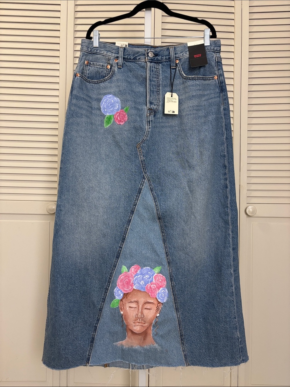 NWT Levi's Upcycled Raw Hem DIY Long Icon Floral Denim Skirt Size 31